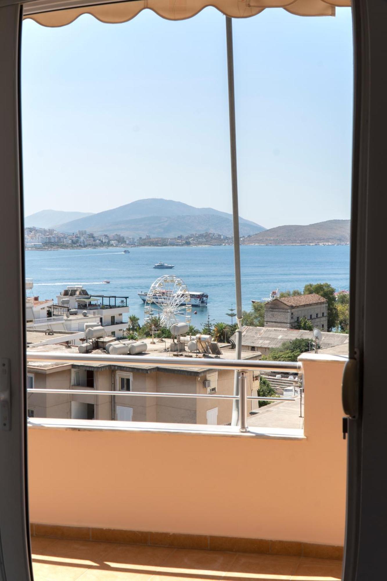 Apartamento Center Sea View Sarandë Exterior foto